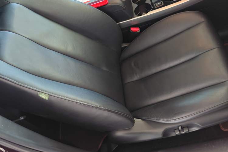 Used Mazda CX-7 2014 2.5L 2WD Premium Edition