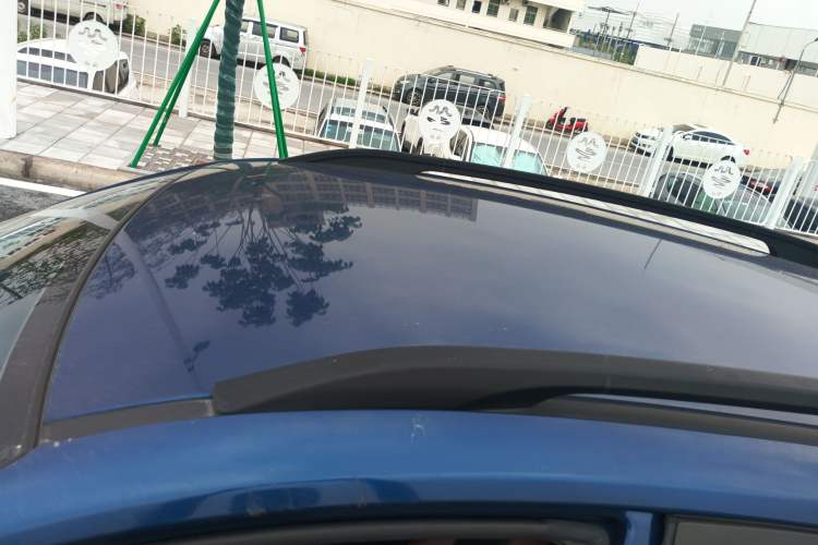 Used Kia KX Cross 2017 1.4L AT GLS
