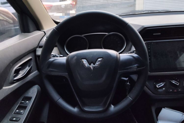 Used Wuling Hongguang 2019 1.5L S Standard Version China VI LAR