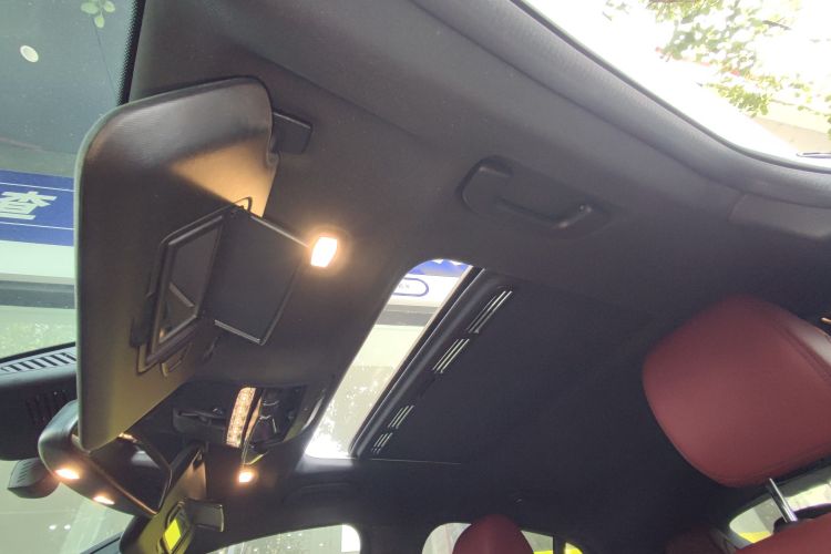 Used Mercedes-Benz GLC Coupe 2019 Facelift GLC 260 4MATIC Coupe SUV
