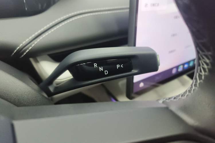 Used Xiaomi Auto SU7 2024 Four-Wheel Drive Ultra-Long Range Advanced Intelligent Driving Max Edition