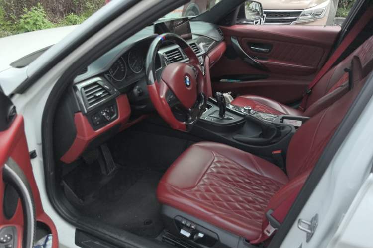 Used BMW 3 Series 2016 320i Fashion Model
