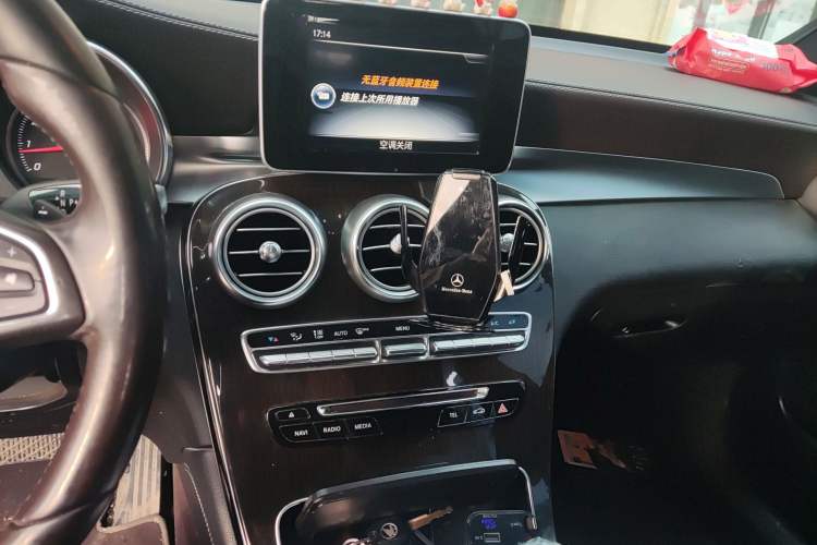 Used Mercedes-Benz GLC 2017 GLC 260 4MATIC Luxury Model
