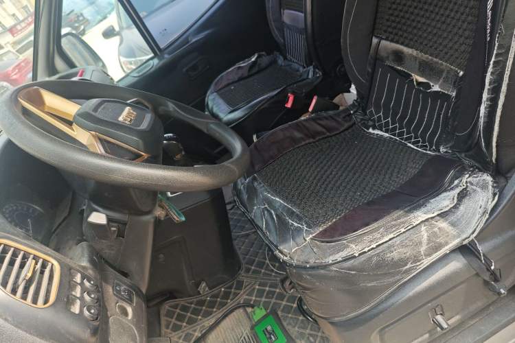 Used JMC Transit 2021 2.8T Space King Taurus Long Wheelbase Mid-Height Rear Single Tire – Step 6-Seater Diesel Euro VI JX493