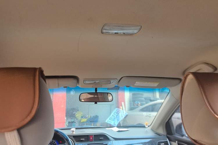 Used Honda Crider 2013 1.8L automatic comfort version