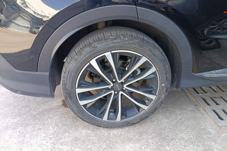 Used JETOUR X70 PLUS 2025 1.5T Flagship 7-Seater Right Rear Wheel Hub