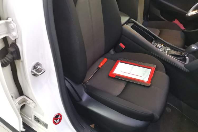 Used Mazda CX-4 2021 2.0L Automatic Two-Wheel Drive Blue Sky Exploration Edition Right Front Seat