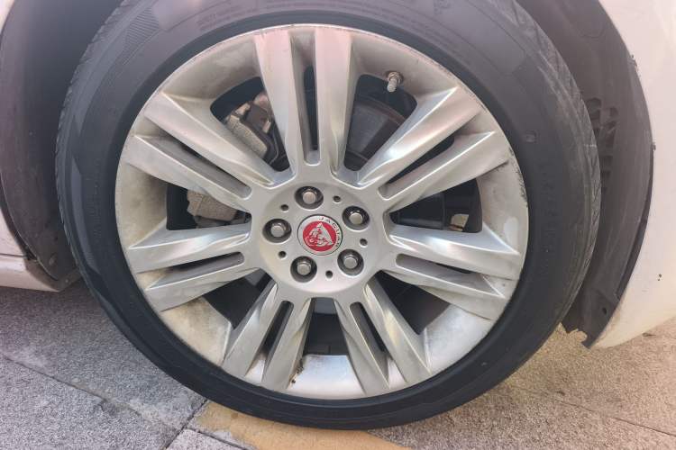 Used Jaguar XFL 2018 XFL 2.0T 250 PS Luxury Edition
