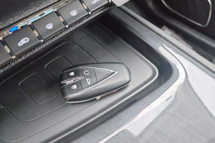 Used CHANGAN CS75 2026 Model PRO 1.5T DCT Prestige 7-Seater Interior 1