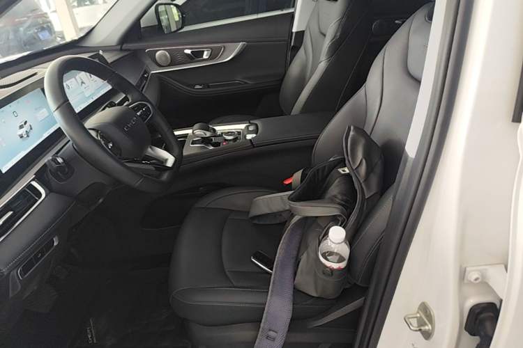 Used Chery Tiggo 8 PRO 2025 290T Two-Wheel Drive Comfort Edition