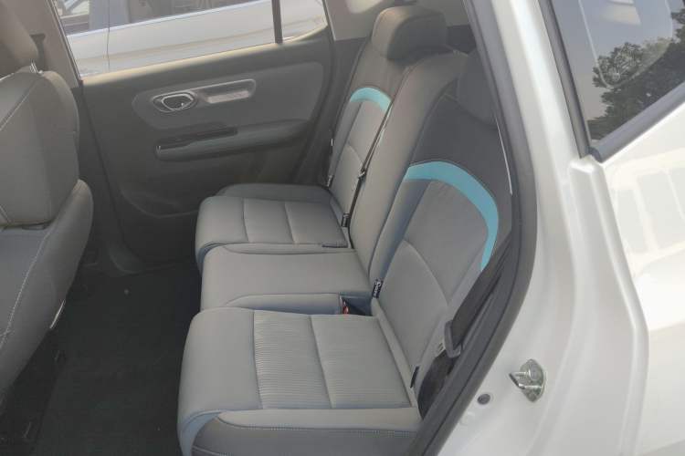 Used AION Y 2023 Younger
