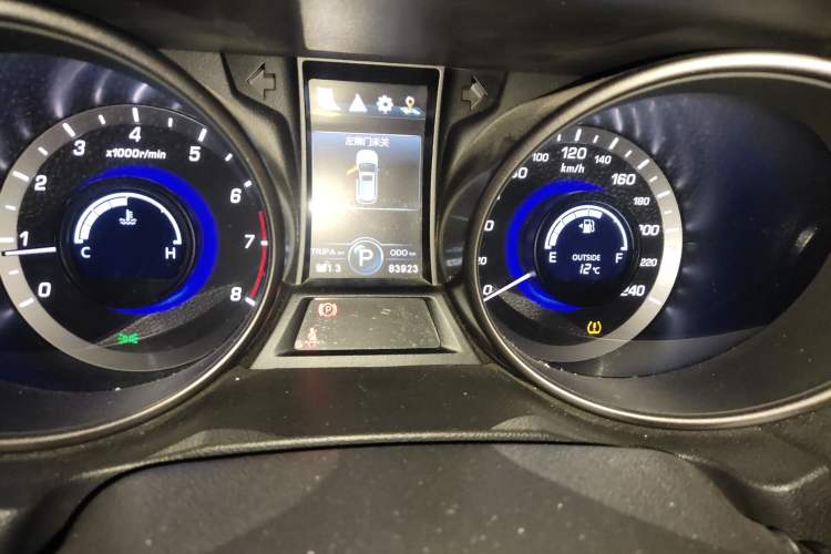 Used CHANGAN CS75 2017 Shangkui Edition 1.8T Automatic All-Wheel-Drive Prestige Model
