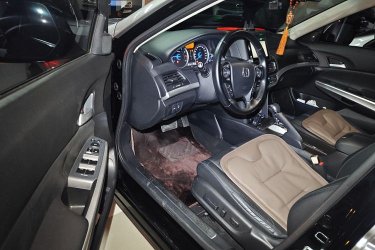 Used Honda Crosstour 2014 2.4L Luxury Edition Driver Seat