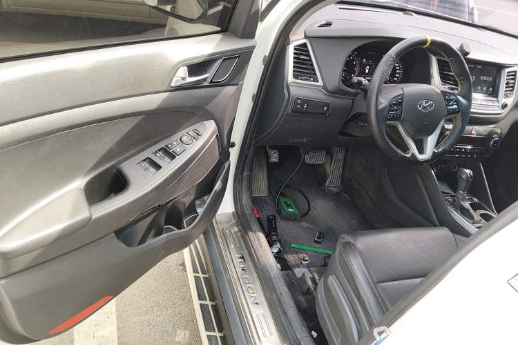 Used Hyundai Tucson 2015 1.6T Dual-Clutch Two-Wheel-Drive Smart Model