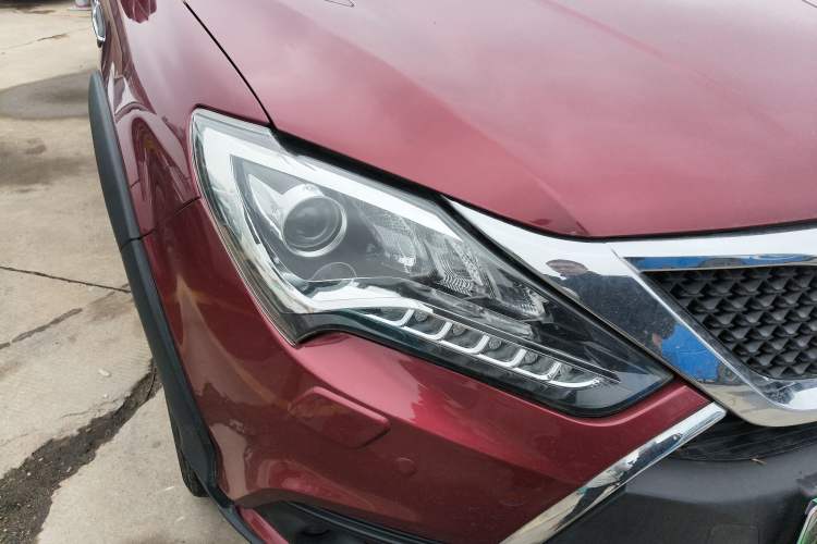 Used BYD Tang New Energy 2015 2.0T Four-Wheel-Drive Flagship Model