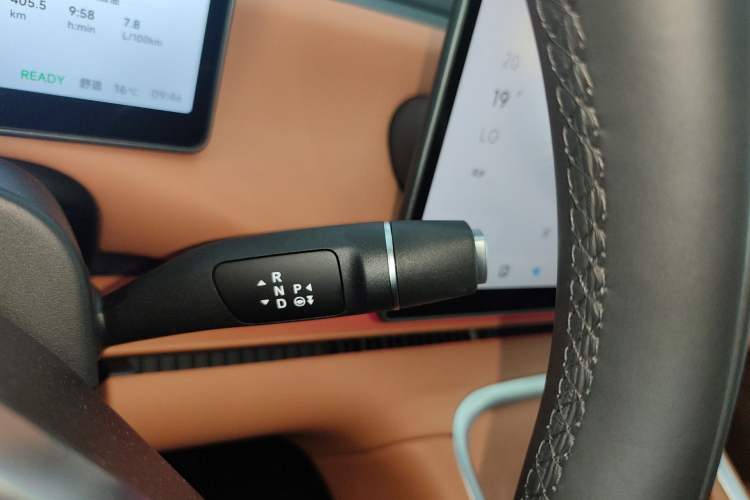 Used Leapmotor C16 2026 Extended-Range 280 LiDAR Zhizun Edition 6 Seats
