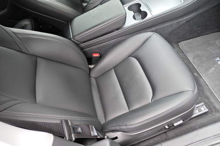 Used Tesla Model 3 2022 Rear-Wheel-Drive Version