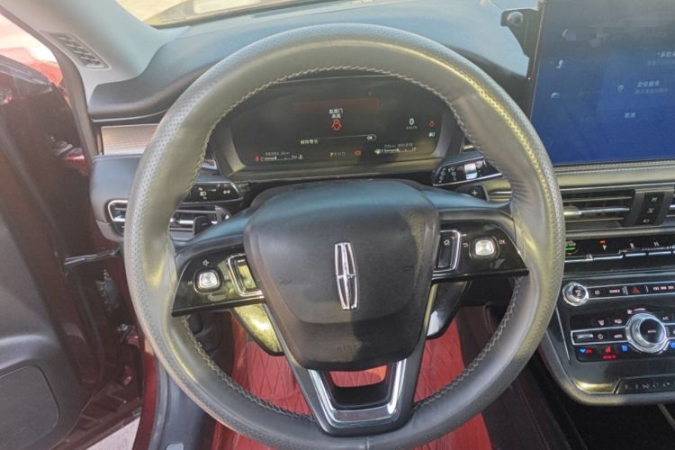 Used Lincoln Corsair 2022 2.0T Two-Wheel Drive Deluxe Edition
