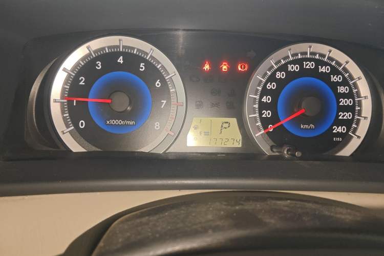 Used Toyota Corolla EX 2013 1.6L Automatic Luxury Edition
