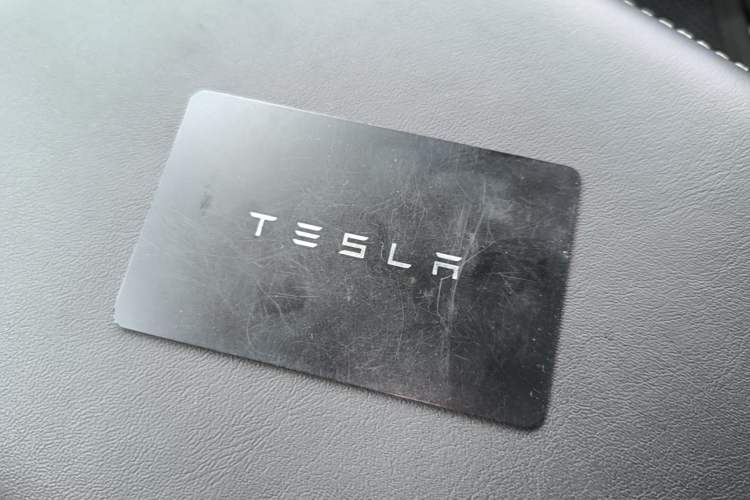 Used Tesla Model Y 2021 Long-Range All-Wheel-Drive Version