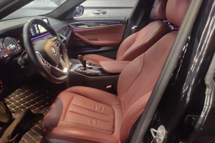 Used BMW 5 Series 2018 530Li Leading Model M Sport Package
