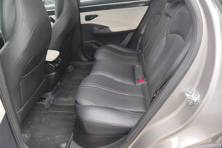 Used Geely Galaxy L7 2024 1.5T 115 km PLUS Dragon Edition