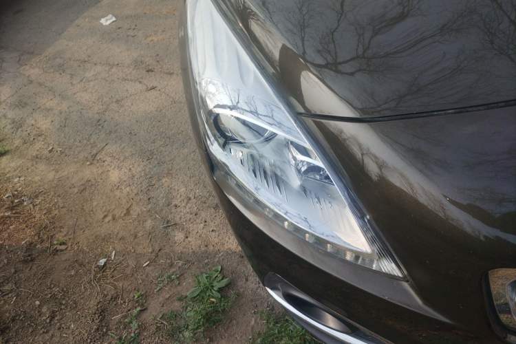 Used Peugeot 3008 2015 1.6THP Automatic Prestige Edition Right Front Headlight