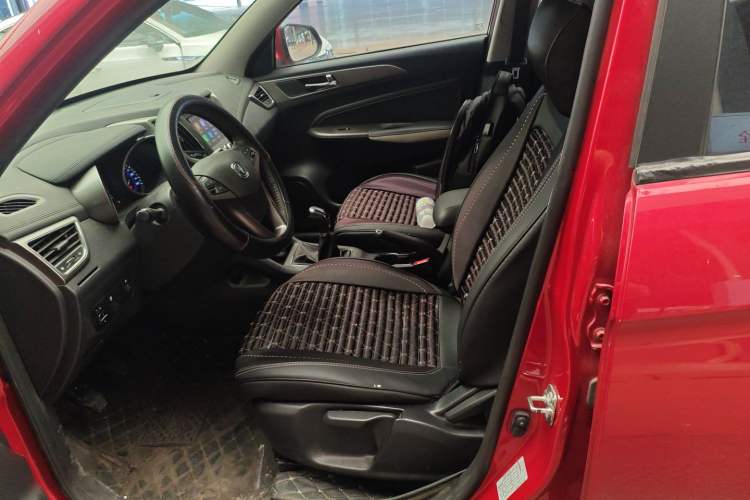 Used CHANGAN CS35 2017 1.6L Manual Luxury Model
