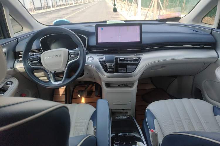 Used Roewe iMAX8 2021 400TGI Supreme Series Prestige Edition Center Console