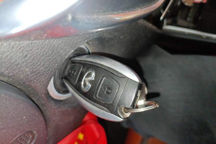 Used Infiniti QX30 2017 2.0T Four-Wheel Drive Sport Edition Vehicle Key