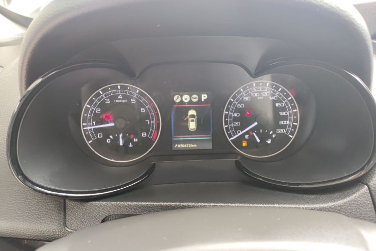 Used Dongfeng Fengdu MX5 2016 2.0L Automatic Flagship Edition