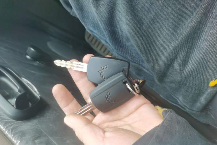 Used Wuling Rongguang S 2021 1.2L Base Model 7-Seater LSI