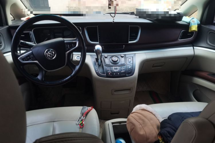 Used Buick GL8 2015 2.4L Luxury Business Premium Edition Center Console