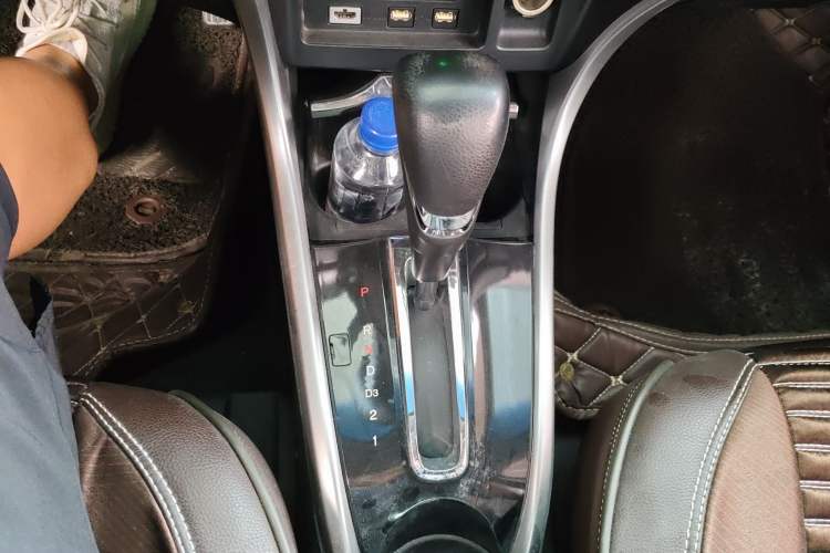 Used Honda Crider 2013 1.8L automatic luxury edition