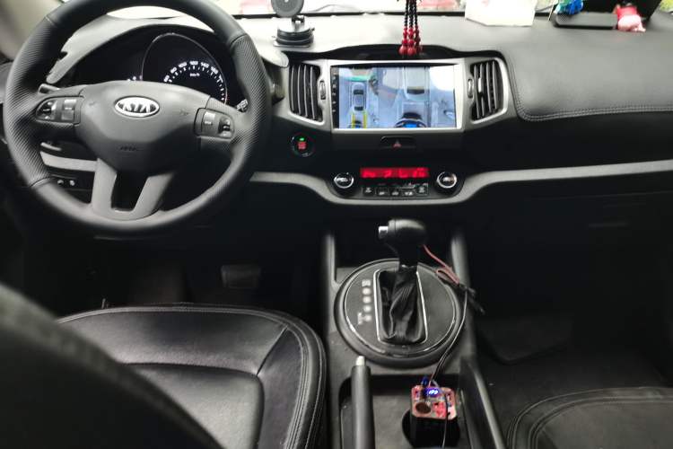 Used Kia Sportage R 2014 2.0L Automatic Two-Wheel Drive GLS Trim
