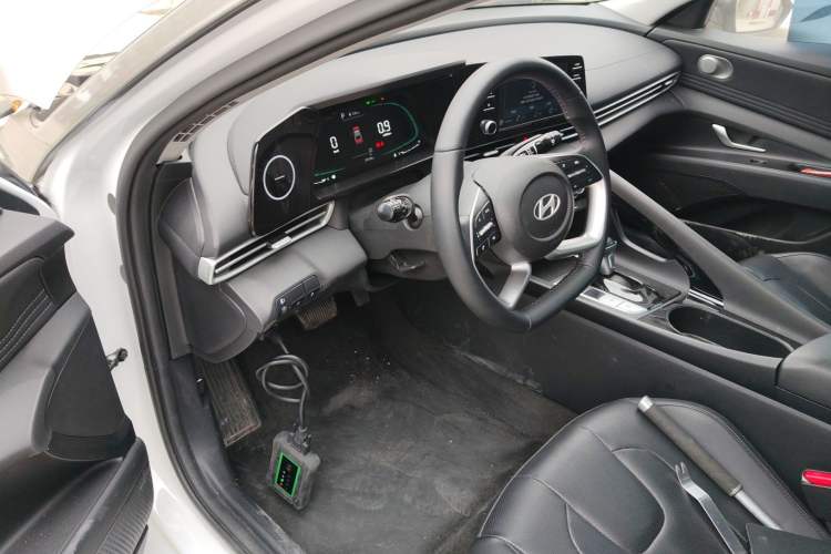 Used Hyundai Elantra 2023 1.5L CVT GLX Elite Edition
