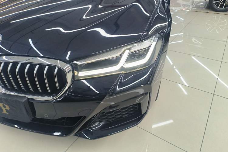 Used BMW 5 Series 2022 Second Facelift 530Li Leading Edition M Sport Package
