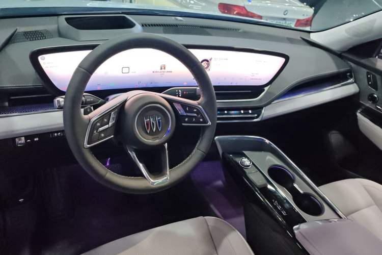 Used Buick E5 2023 Zhenxiang Standard Range Edition Center Console