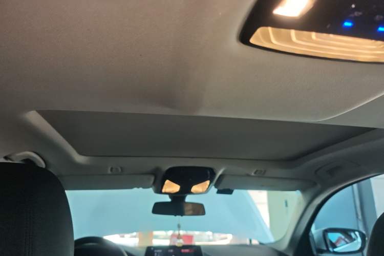 Used BMW 5 Series 2018 525Li Luxury Package