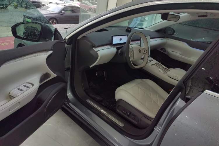 Used Nio ET7 2024 75 kWh Executive Signature Edition
