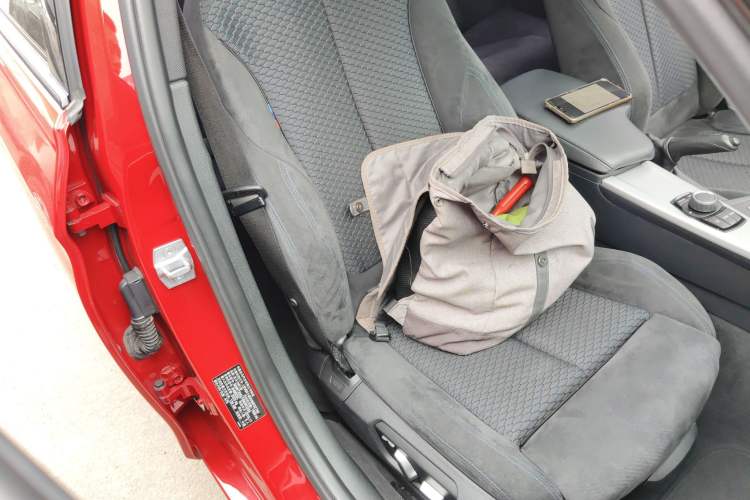 Used BMW 3 Series 2017 320i M Sport Right Front Seat