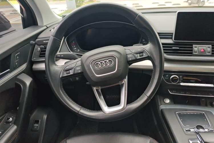 Used Audi Q5L 2018 40 TFSI Prestige Fashion Edition China VI
