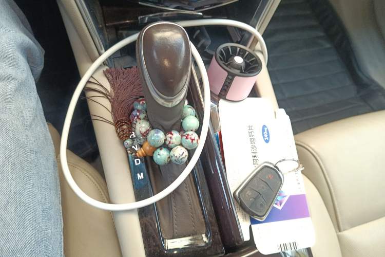 Used Cadillac XTS 2015 28T Comfort Model Gear Lever