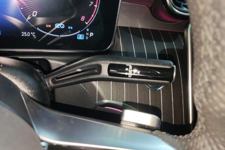 Used Mercedes-Benz C-Class 2022 Revised C 260 L Starry Night Sport Edition Gear Lever