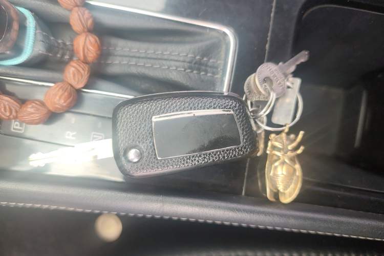 Used Nissan Kicks 2022 1.5L CVT XL Fashion Edition Vehicle Key