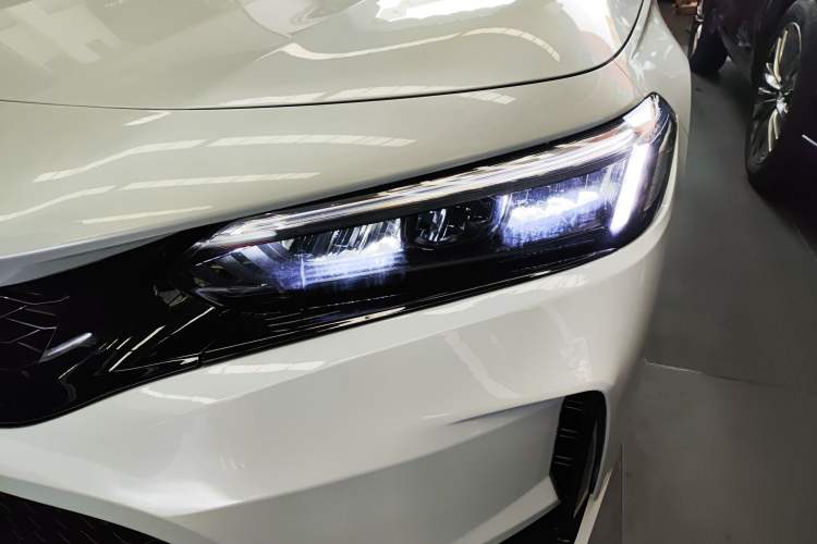 Used Honda Civic 2023 HATCHBACK 2.0L eHEV Extreme Control Edition Left Front Headlight