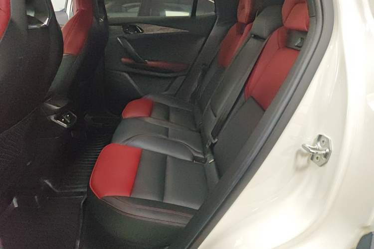 Used Lynk & Co 06 2020 1.5T JinPro model
