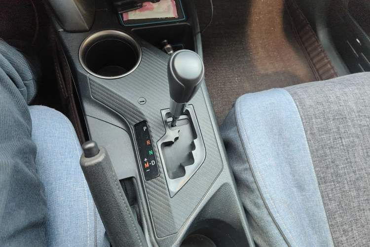 Used Toyota RAV4 2013 2.0L CVT Two-Wheel Drive Urban Edition
