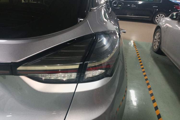 Used Geometry C 2022 Blueberry C400