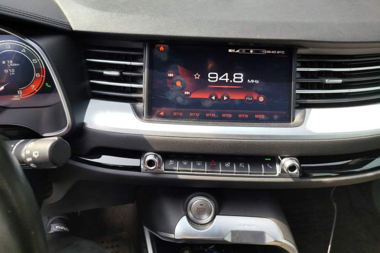 Used Haval H6 2017 Blue Label 2.0T Automatic Two-Wheel Drive Leading Model
